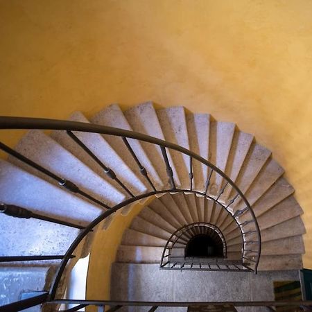 Torretta10 - Studio Apartment トリエステ エクステリア 写真