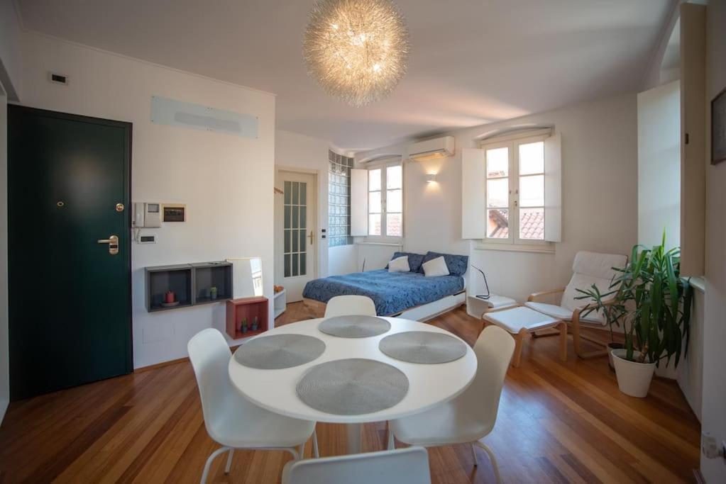 Torretta10 - Studio Apartment トリエステ エクステリア 写真